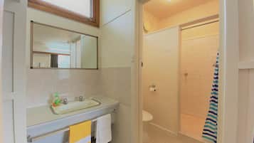 Double Room | Bathroom