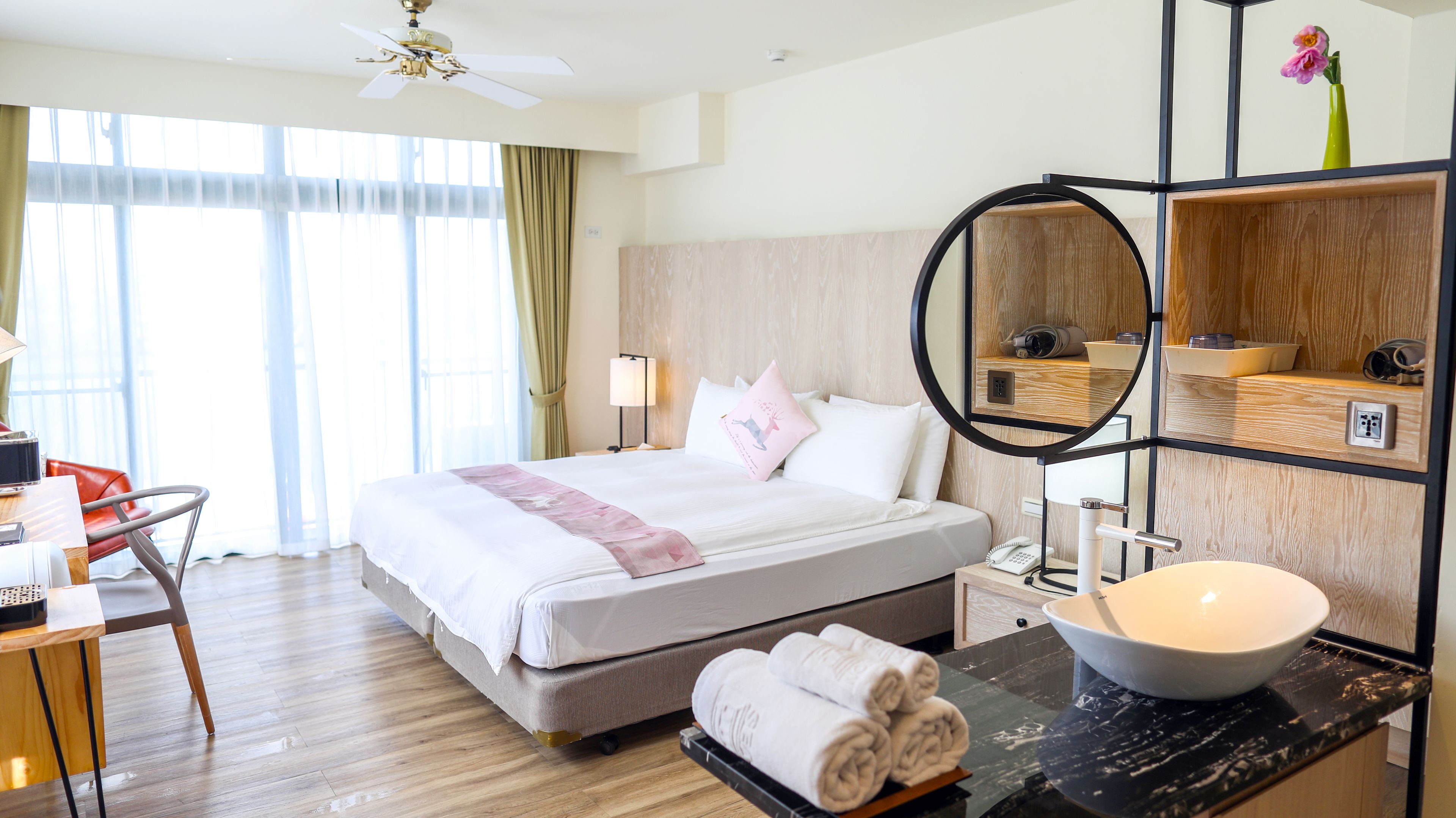 Standard Double Room, Ocean View (King OR Double beds) | In-room safe, desk, rollaway beds, bed sheets