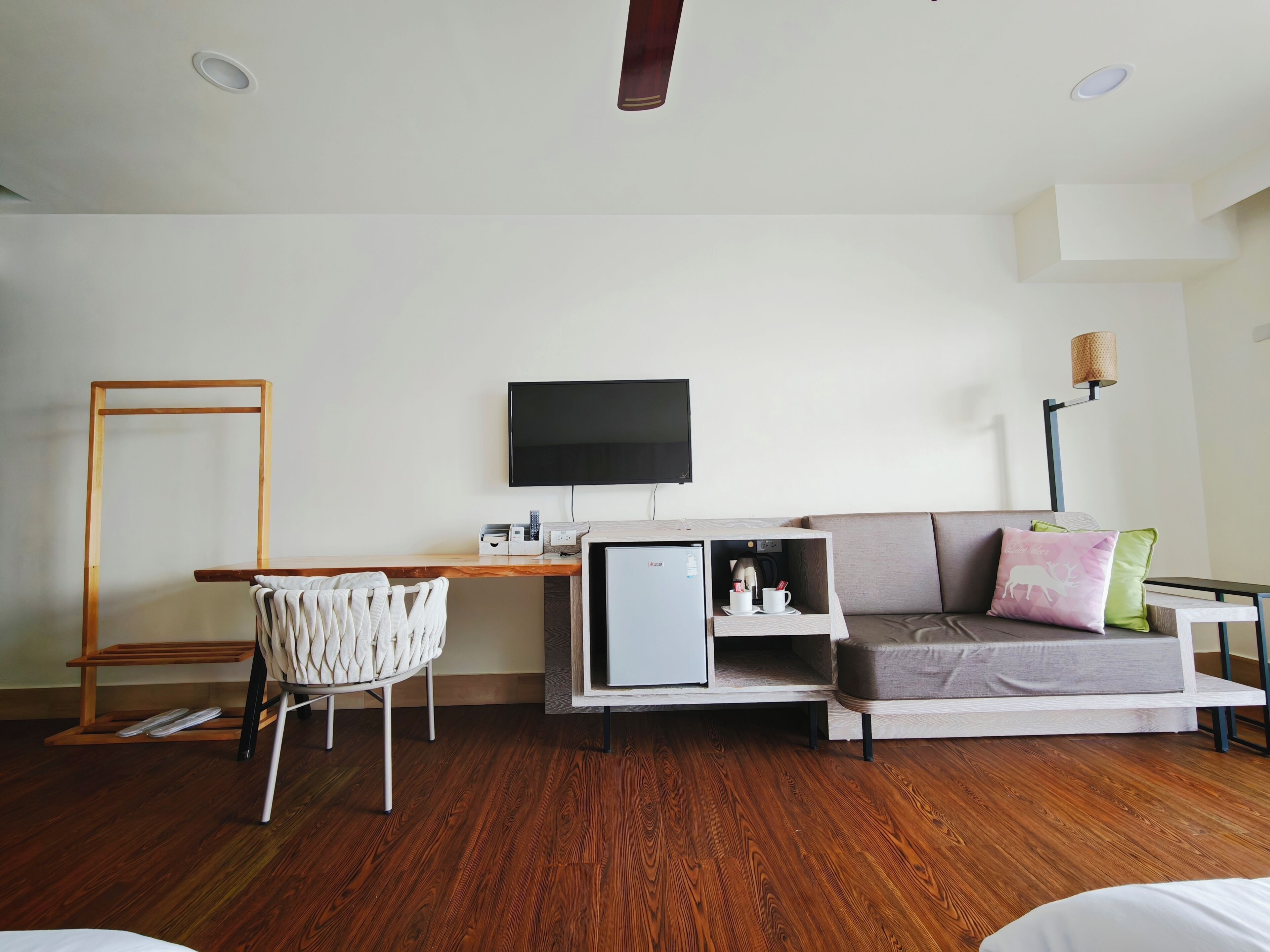 Standard Double Room, Ocean View (King OR Double beds) | In-room safe, desk, rollaway beds, bed sheets