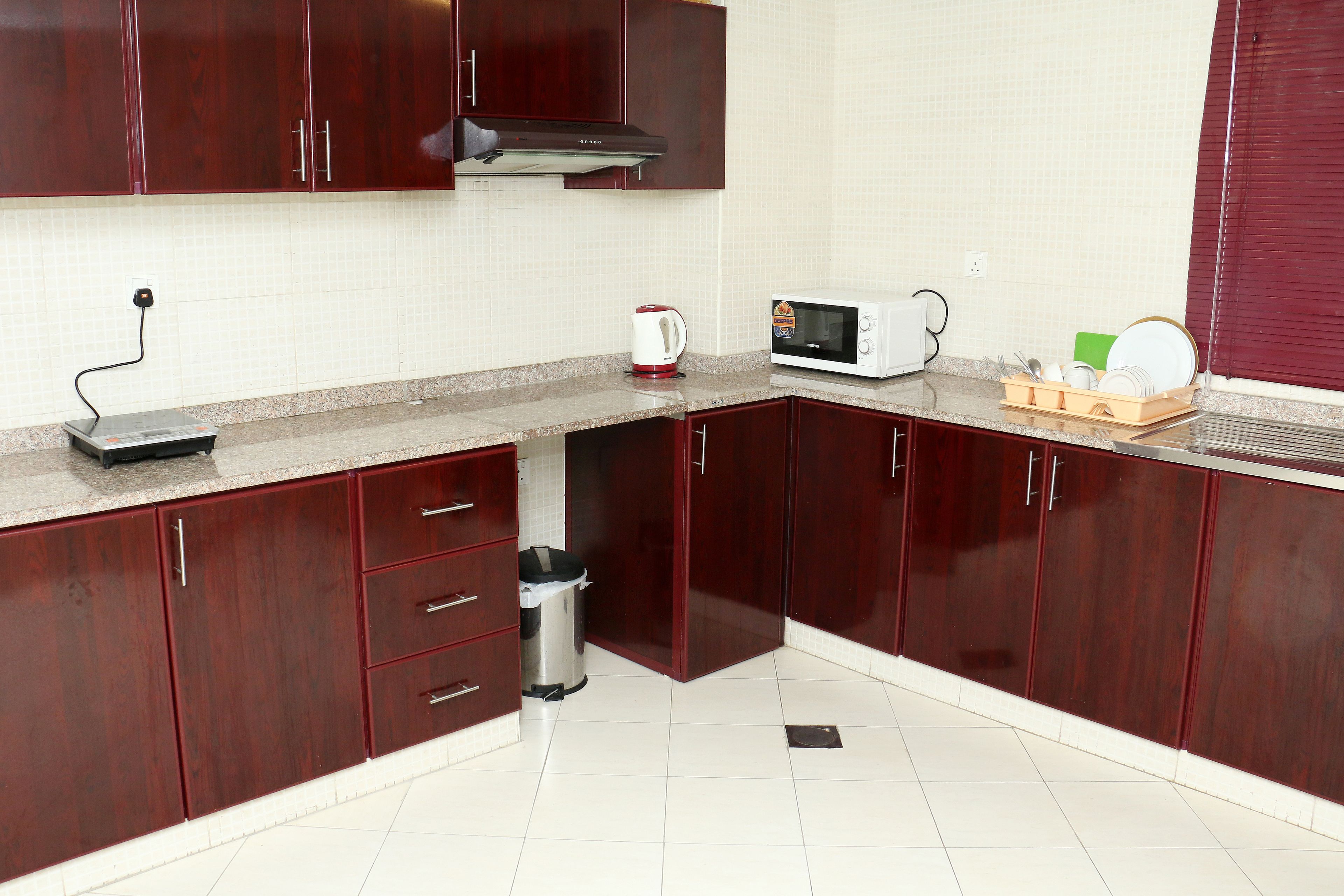 private kitchen | fridge, microwave, stovetop, coffee/tea maker