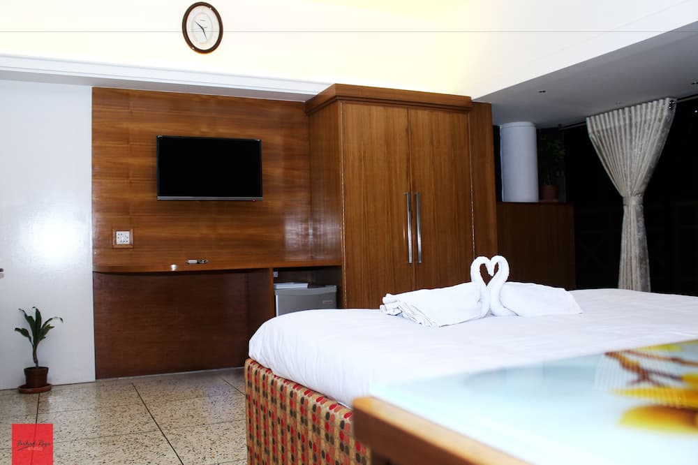 Nagar Valley Hotel
