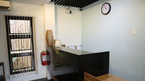 Reception - RedDoorz near Trade School Gensan Alchan Suites (General Santos)