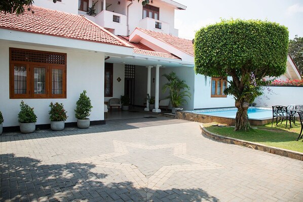 ที่จอดรถ