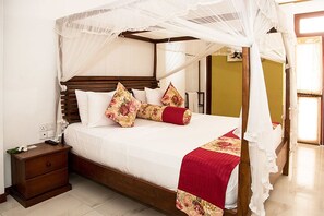 Minibar, in-room safe, desk, soundproofing