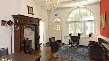 Lounge tại sảnh