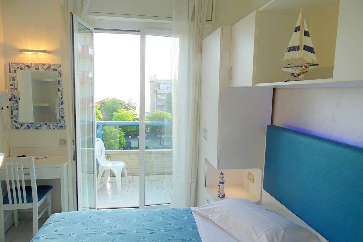 1 bedroom, in-room safe, desk, free wifi