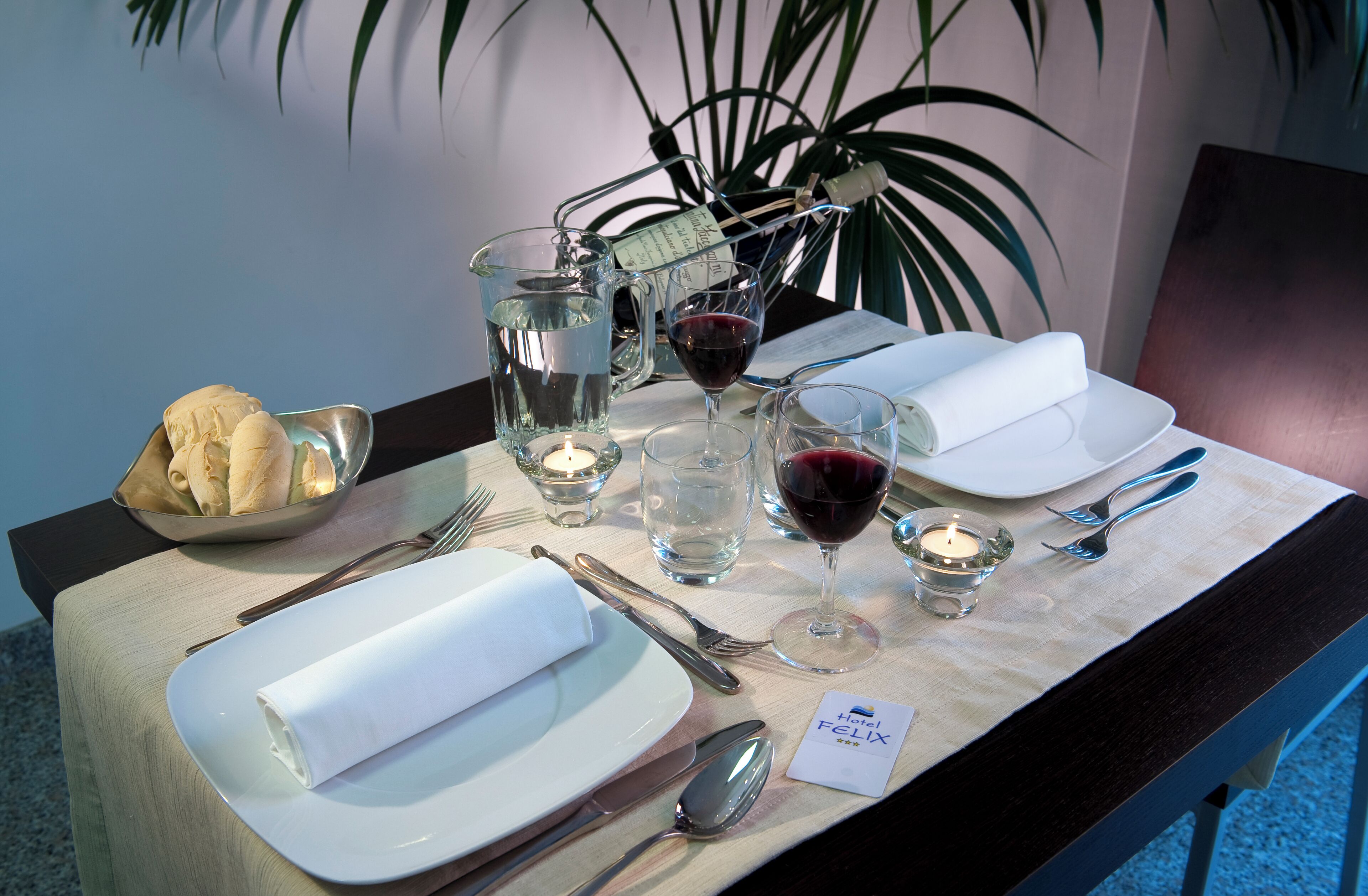 lunch and dinner served, mediterranean cuisine