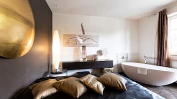Suite Deluxe, balcón | Servicio de champaña