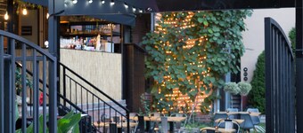 Hotel Mika Downtown