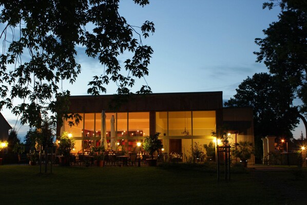 ลานระเบียง/นอกชาน