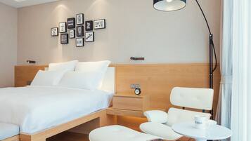 Premium bedding, minibar, in-room safe, desk