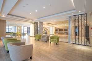 로비 좌석 공간