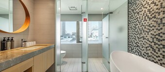 CHECK inn Taichung Wenxin Zhongqing