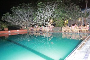 Piscina externa