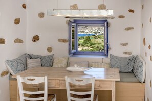 Living area - Good Life Greece Eco Villas (Syros)