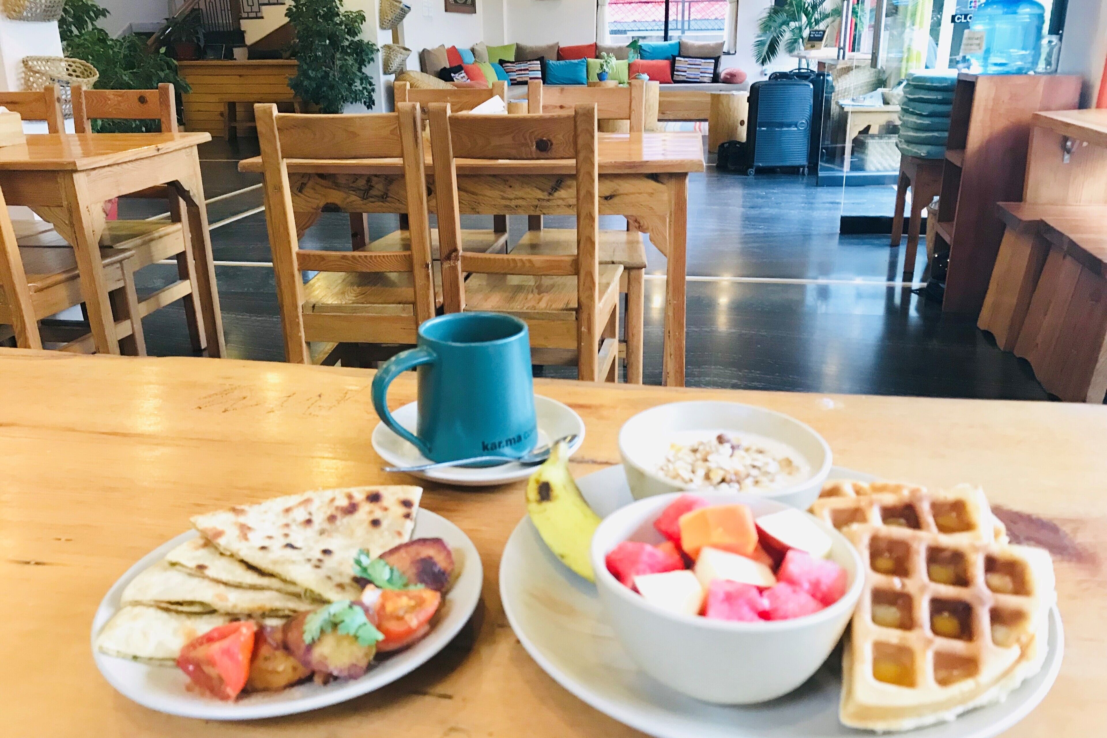 free daily continental breakfast