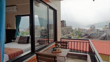 Deluxe Double or Twin Room, Balcony | Balcony