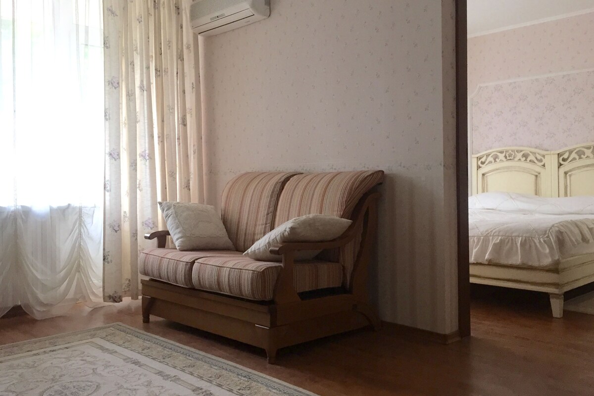 Suite, 1 Bedroom | Minibar, in-room safe, individually decorated, individually furnished