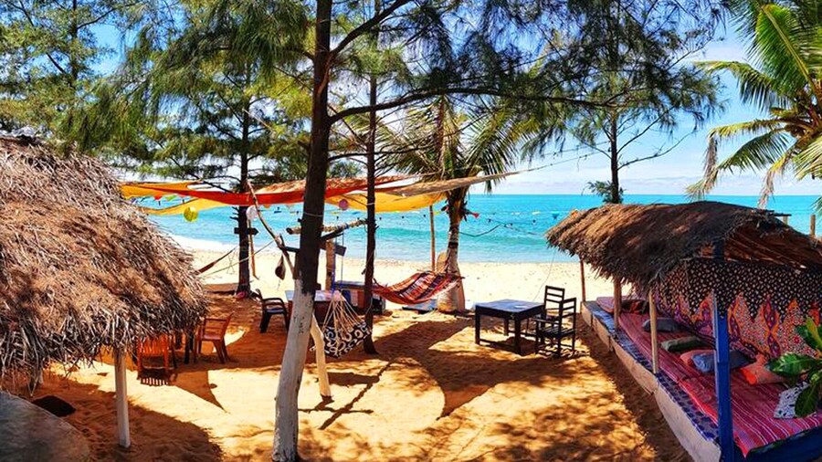 Beach Wave Hotel