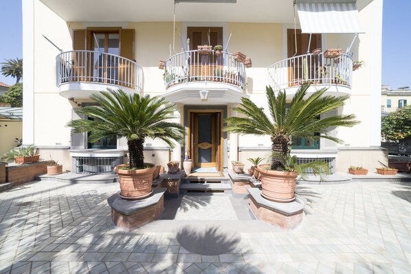 Property entrance - B&B 'O Sole Mio (Naples)