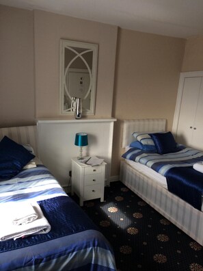 Iron/ironing board, free WiFi, bed sheets