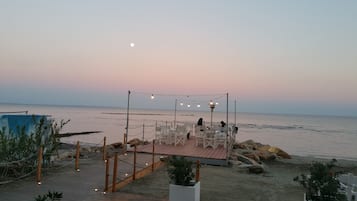 Beach/ocean view