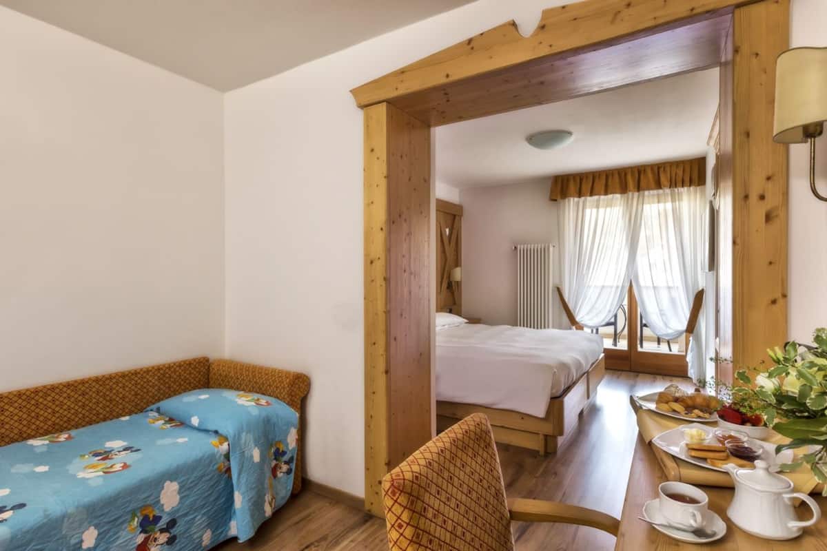In-room safe, desk, soundproofing, travel crib