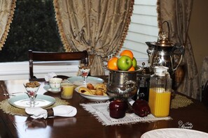 Dining - Clermont Bluffs B&B (Natchez)