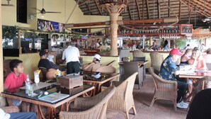 Unclassified image, 3 of 49, button - Sosua Inn Hotel (Sosúa)