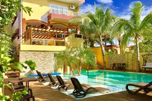Outdoor pool - Sosua Inn Hotel (Sosúa)