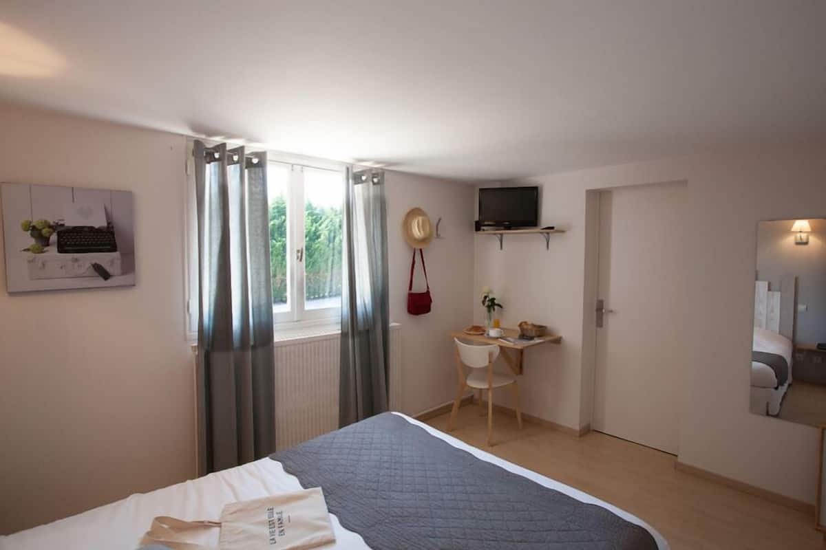 Comfort Double Room | 2 bilik tidur, Wi-fi percuma, cadar katil