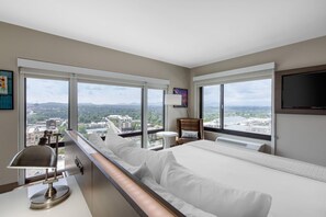 Premium Corner King Guest Room (upper floor) | Hochwertige Bettwaren, Zimmersafe, individuell dekoriert