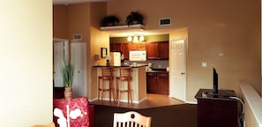 In-room safe, iron/ironing board, free WiFi, bed sheets