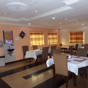Dining - Sugarland Hotel & Suites (Lagos)
