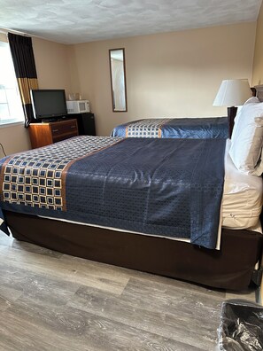 Room, 2 Double Beds | Desk, free WiFi - Wickford Motor Inn (North Kingstown)