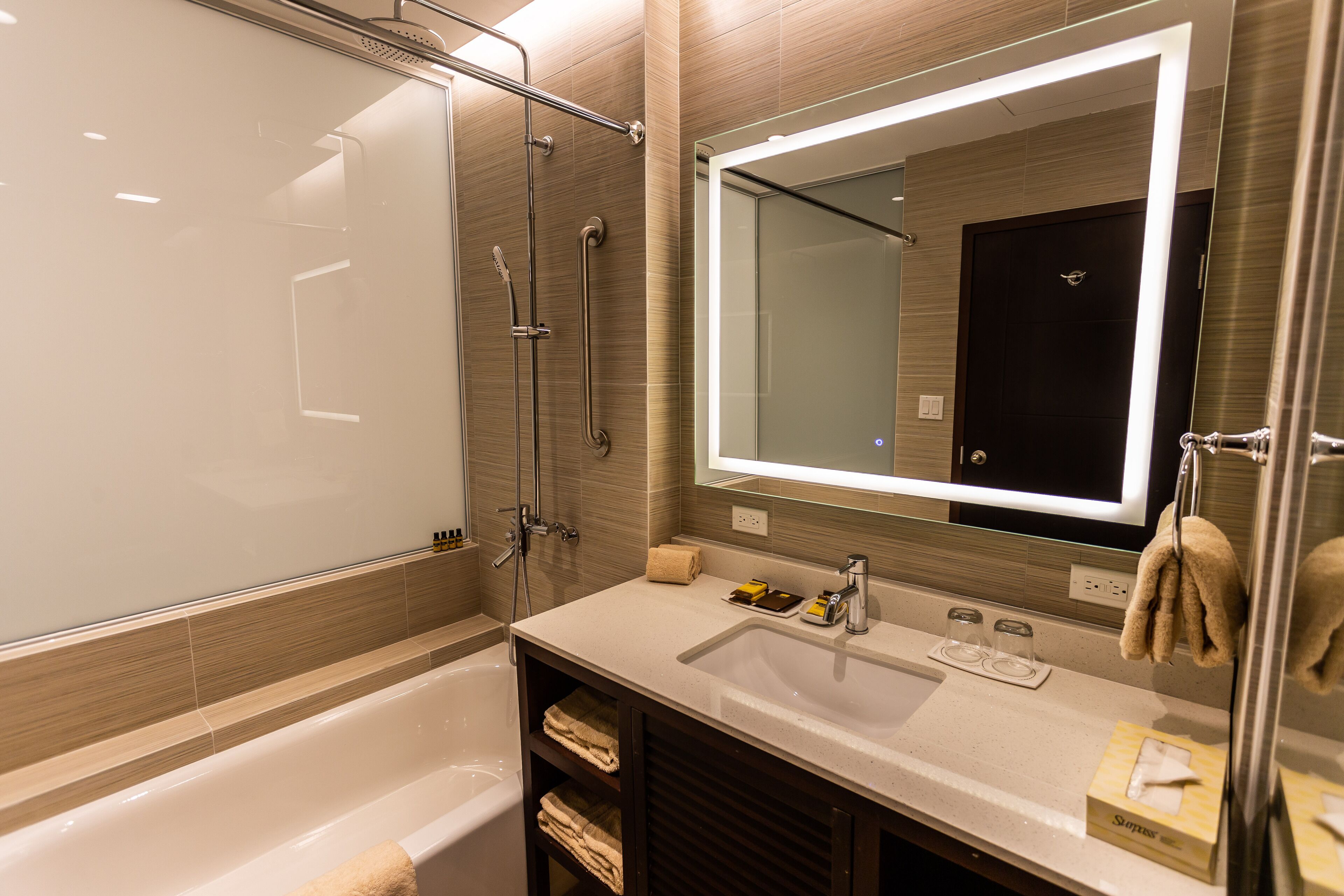 サーフライダー リゾート ホテル Expedia提供写真