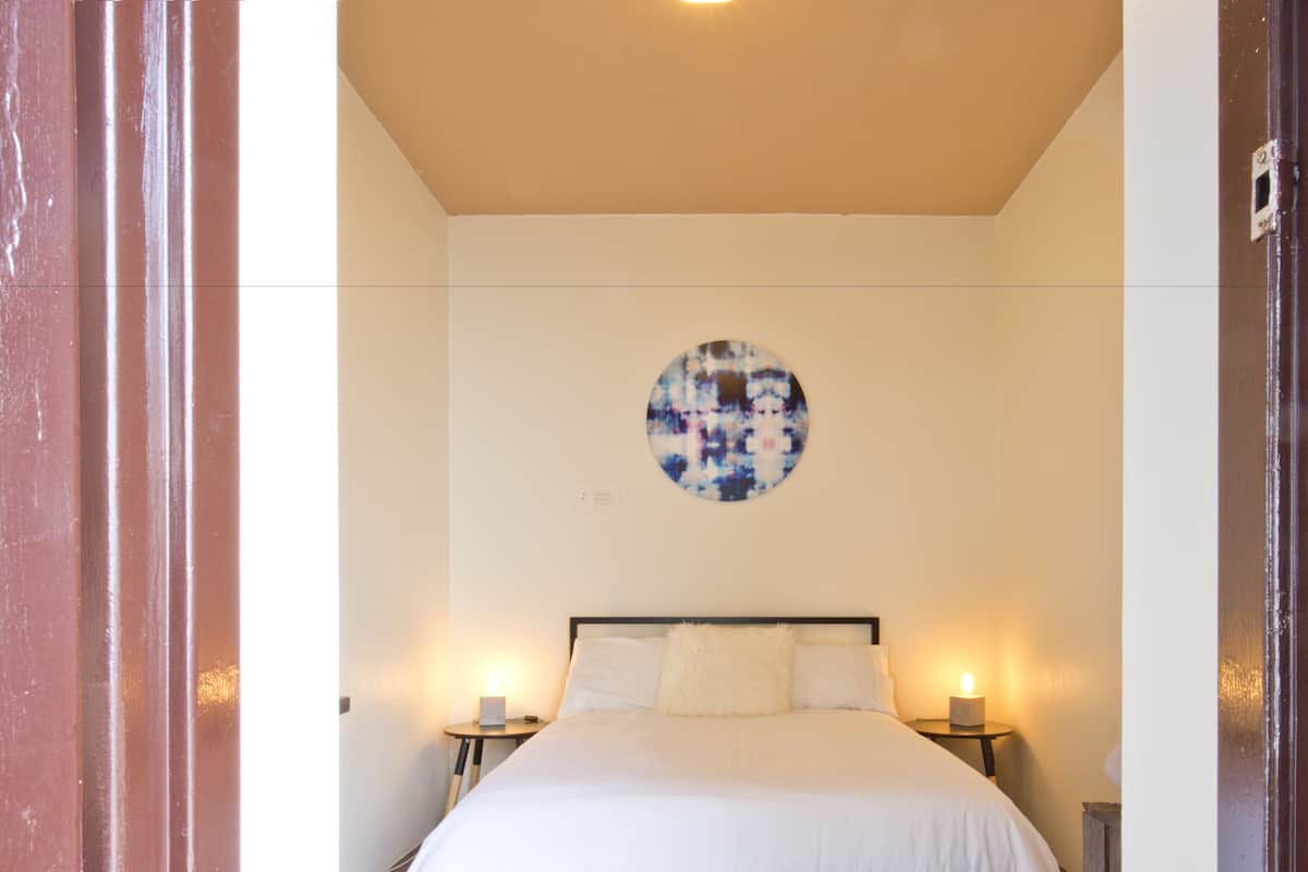 Doppelzimmer (Double Cell without Toilet) | Schallisolierte Zimmer, kostenloses WLAN, Bettwäsche