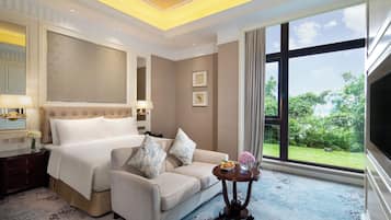 Executive Room | Premium bedding, down comforters, minibar, in-room safe