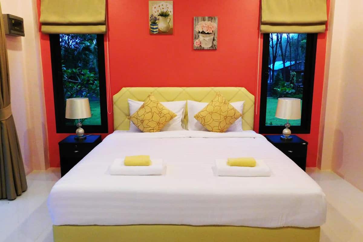 king room | minibar, desk, blackout curtains, free wifi