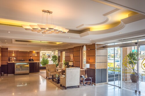 Al Muhaidb Residence Al HAMRA