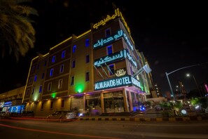 Fasade – kveld/natt