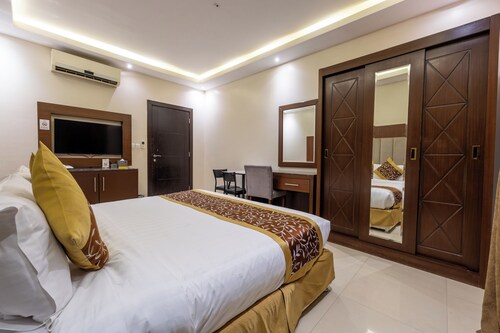 Al Muhaidb Residence Al Malaz 1 - Economic