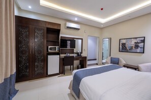 Double Room | Minibar, in-room safe, desk, iron/ironing board - Al Muhaidb  Residence Al Narges - Economic (Riyadh)