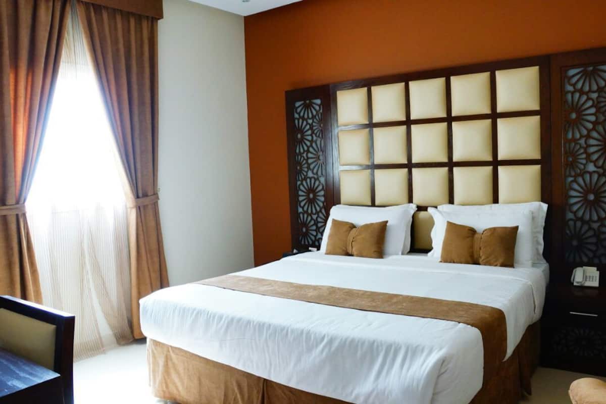 Double Room | 1 bedroom, minibar, in-room safe, desk