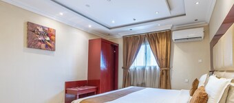 Al Muhaidb Residence SWIDI 24 - Economic