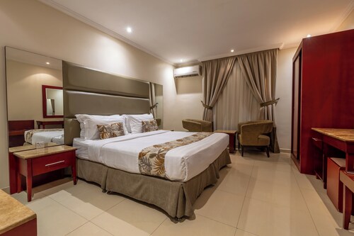 Al Muhaidb Residence Al Takhasossi 3 - Economic