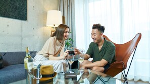 Studio with Living Area, Non Smoking | Premium bedding, memory-foam beds, in-room safe, desk