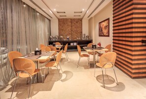Business centre - Al Muhaidb Residence Al Malaz 5 - Economic (Riyadh)