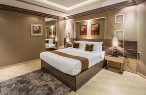 In-room safe, blackout curtains, iron/ironing board, free WiFi - Al Muhaidb Residence Al Malaz 5 - Economic (Riyadh)