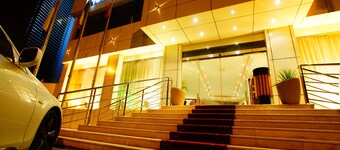 Sama Al Qasr Khorais